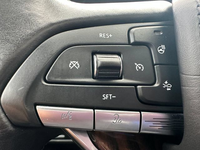 Used 2023 Cadillac Escalade Sport Platinum AWD/4WD image 13