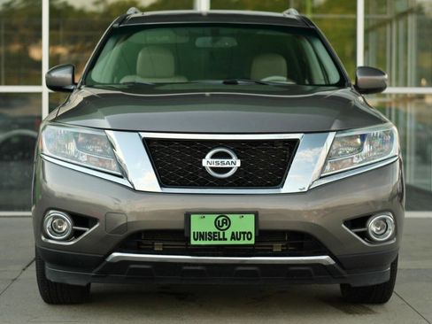 Used 2014 Nissan Pathfinder SL w/ SL Premium Package image 2