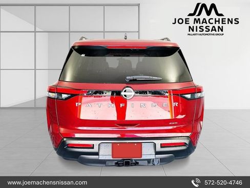 New 2026 Nissan Pathfinder SV w/ SV Premium Package AWD/4WD image 5
