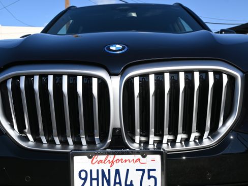 Used 2024 BMW X5 xDrive50e w/ M Sport Package AWD/4WD image 30