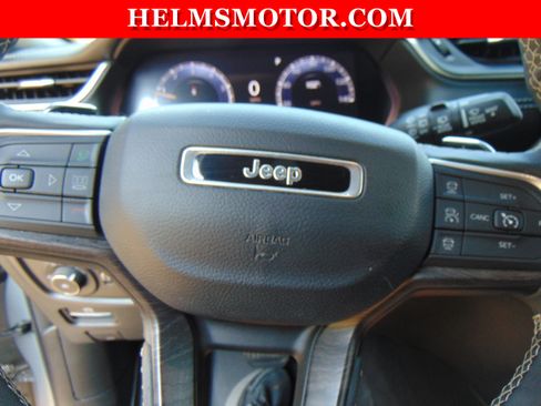 Certified 2024 Jeep Grand Cherokee L Limited RWD image 19