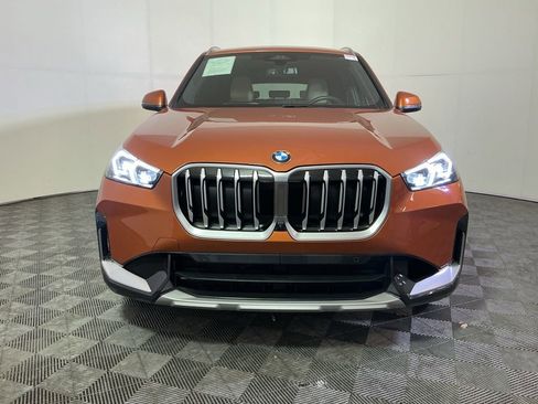 Certified 2025 BMW X1 xDrive28i w/ Technology Package image 3