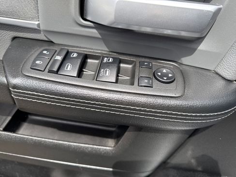 Used 2022 RAM 3500 Big Horn w/ Level C Equiment Group AWD/4WD image 11