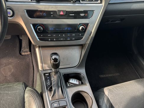 Used 2015 Hyundai Sonata Limited image 14
