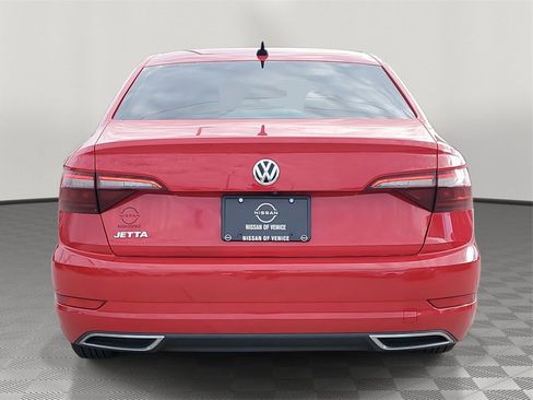 Used 2020 Volkswagen Jetta R-Line w/ R-Line Cold Weather Package image 5