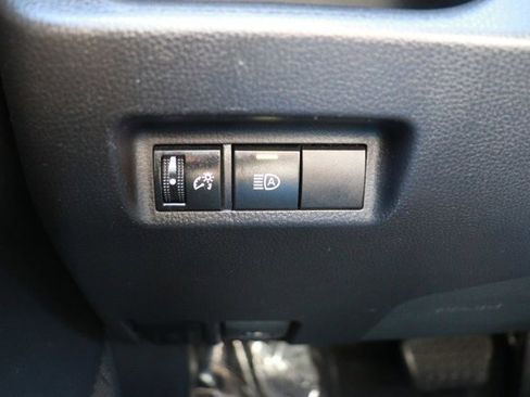 Used 2021 Toyota RAV4 LE image 28