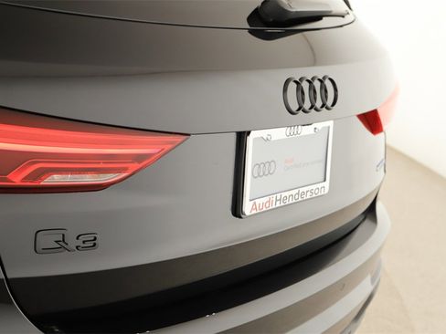 Certified 2025 Audi Q3 2.0T Premium Plus w/ Premium Plus Package image 33