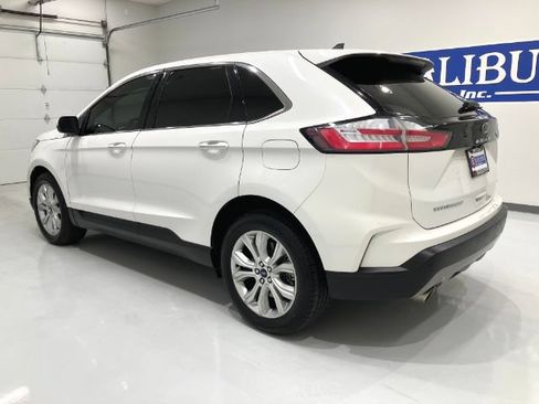 Used 2021 Ford Edge Titanium AWD/4WD image 13