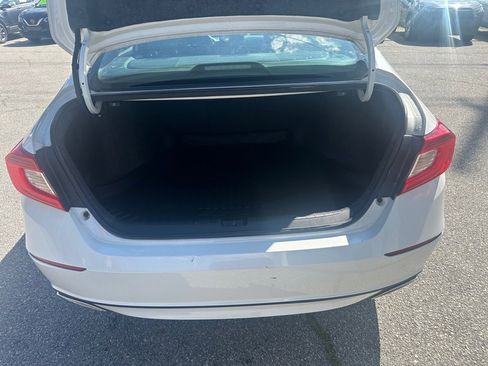 Used 2021 Honda Accord Sport image 9