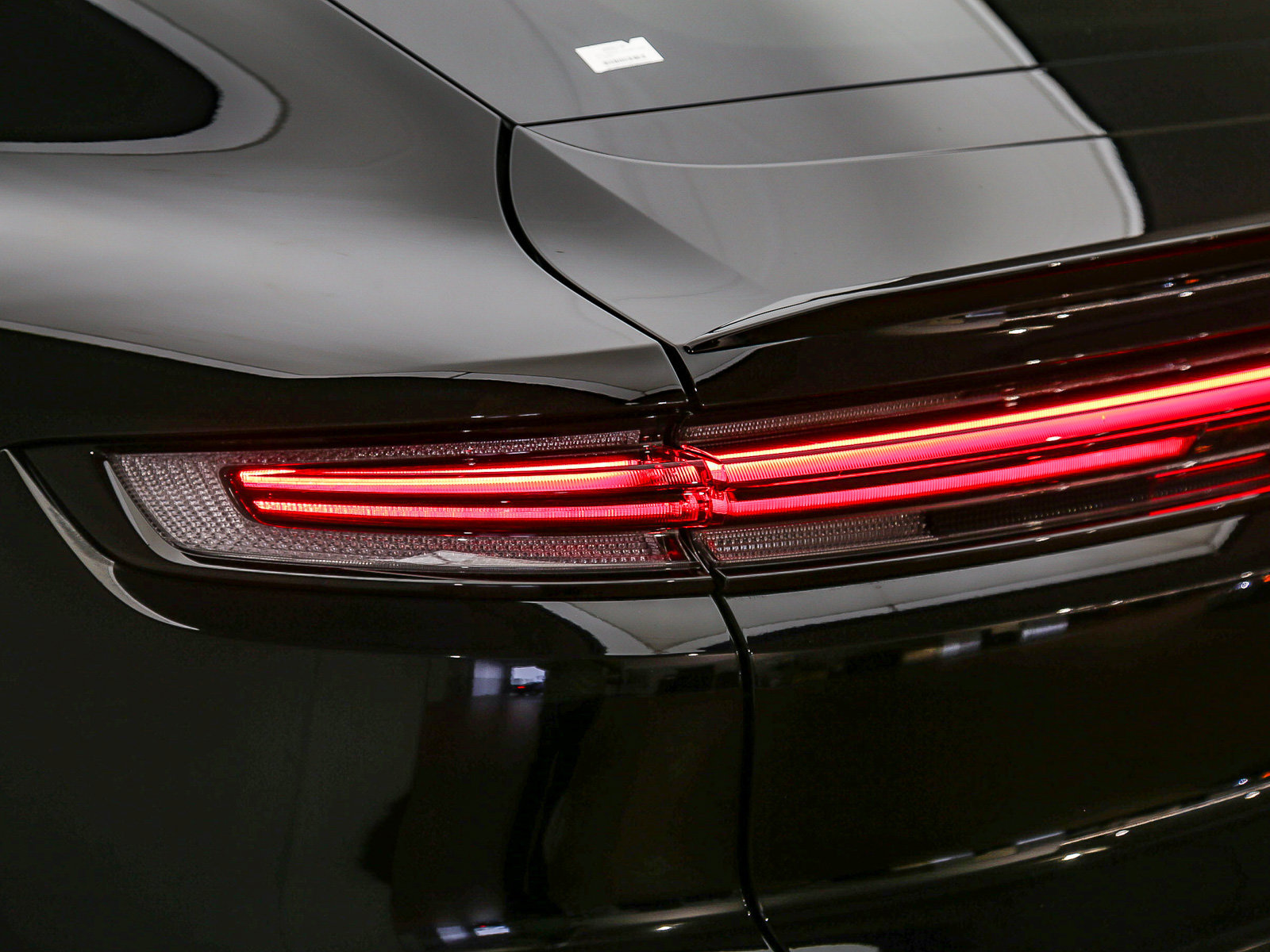 Certified 2024 Porsche Cayenne Coupe AWD/4WD image 15