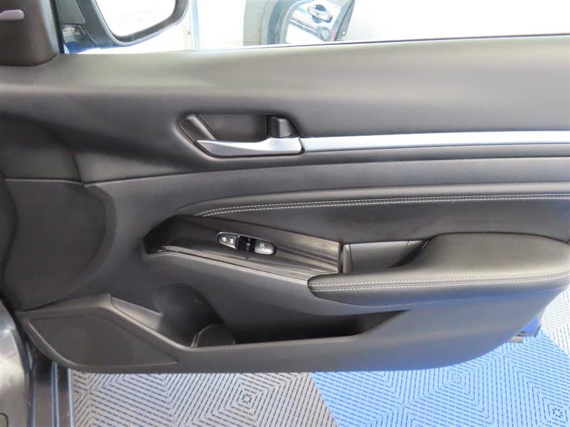 Used 2022 Nissan Altima 2.5 SL FWD image 34