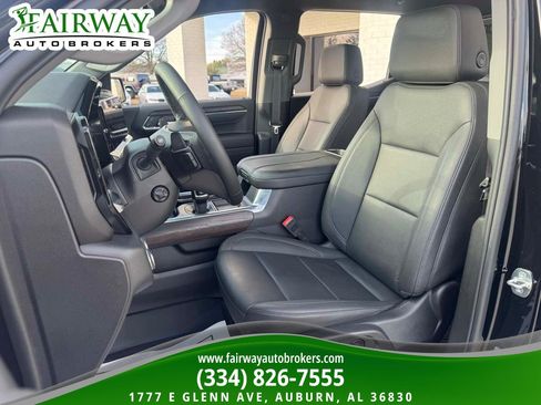 Used 2024 GMC Sierra 1500 SLT w/ SLT Premium Plus Package AWD/4WD image 21