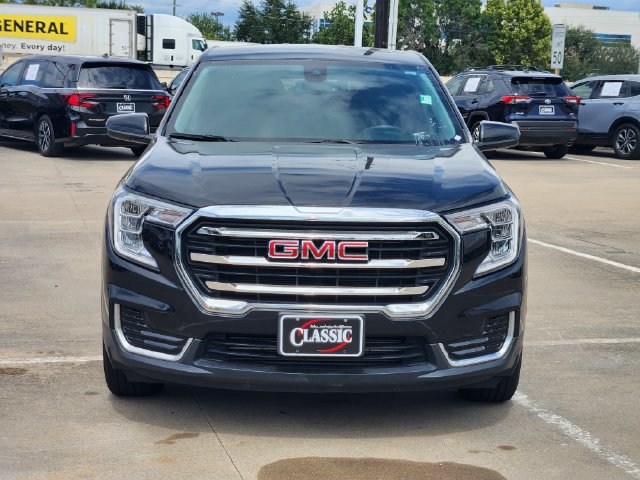 Used 2024 GMC Terrain SLE AWD/4WD image 2