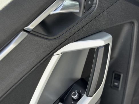 Used 2020 Audi Q3 2.0T Premium w/ Convenience Package image 19