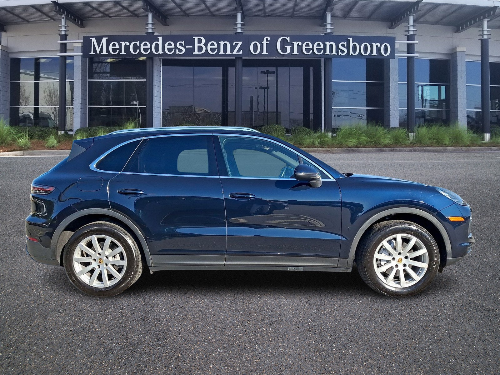 Used 2019 Porsche Cayenne AWD/4WD image 7