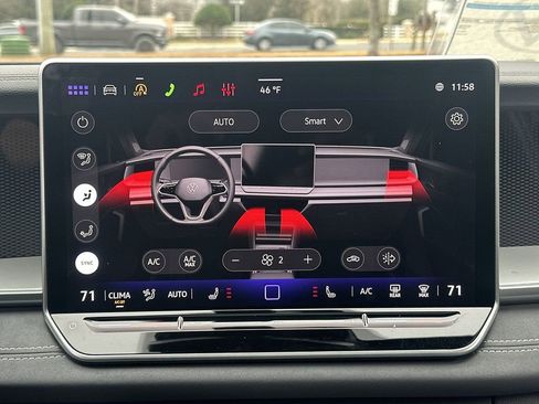 New 2026 Volkswagen Tiguan SE R-Line image 19