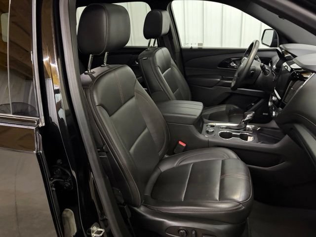 Used 2023 Chevrolet Traverse RS AWD/4WD image 33
