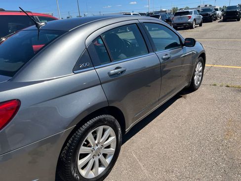 Used 2013 Chrysler 200 Touring w/ Cold Weather Group FWD image 15