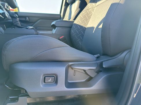 New 2025 Toyota Tacoma SR5 image 12