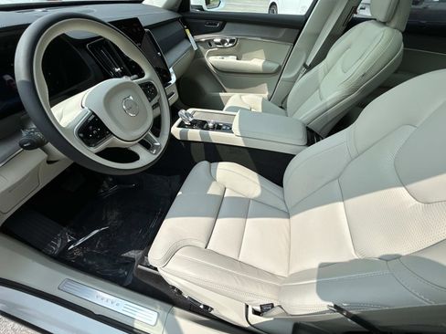 New 2026 Volvo XC90 B6 Ultra image 10