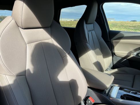 Used 2025 Audi Q5 Premium Plus AWD/4WD image 21