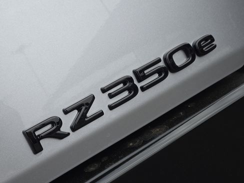 New 2026 Lexus RZ 350e 2WD w/ Technology Package image 7