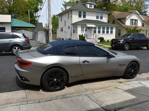 Used 2013 Maserati GranTurismo Convertible RWD image 13