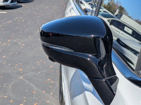 New 2026 Chrysler Pacifica Select image 13