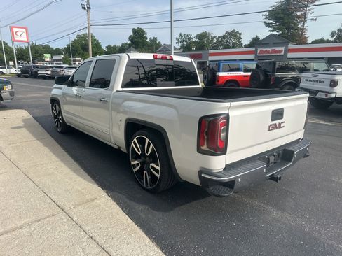 Used 2017 GMC Sierra 1500 SLT w/ Texas SLT Premium Package RWD image 9