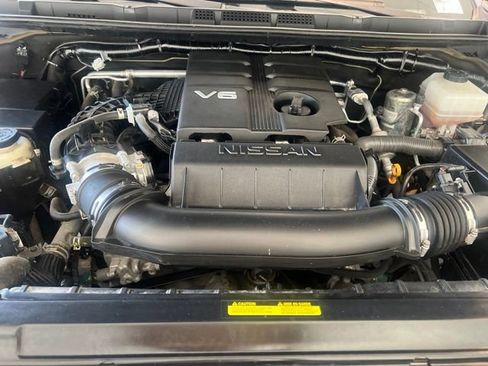 Used 2022 Nissan Frontier S w/ Technology Package AWD/4WD image 29