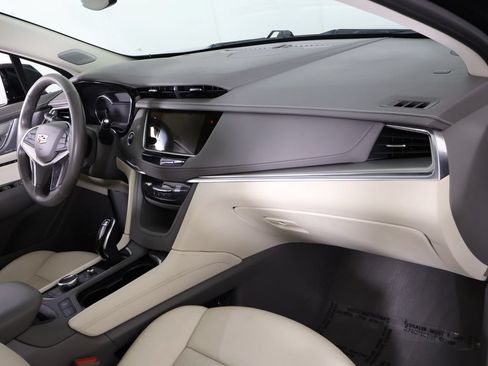 Used 2024 Cadillac XT5 Premium Luxury AWD/4WD image 32