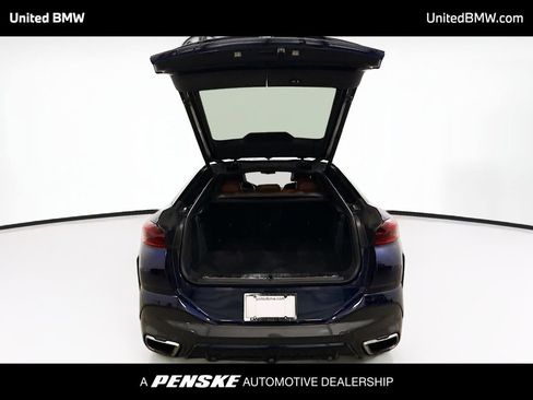 Used 2022 BMW X6 M50i w/ Executive Package image 14