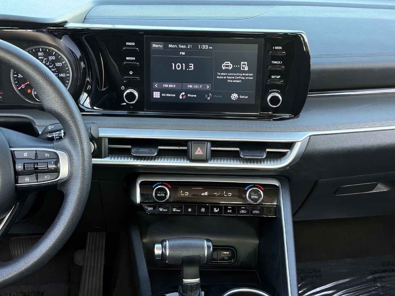 Used 2023 Kia K5 LXS FWD image 14