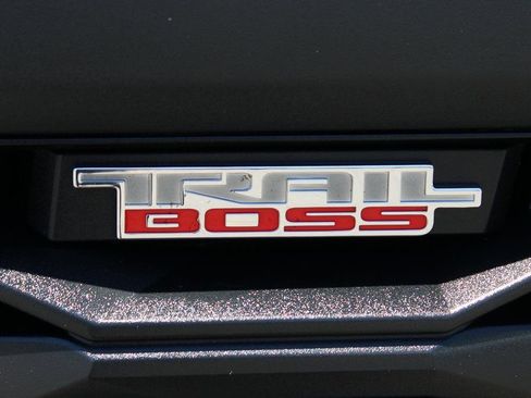 Used 2023 Chevrolet Colorado Trail Boss w/ LPO, Dark Essentials Package image 47