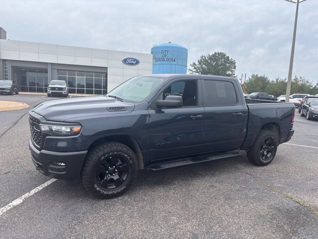 Used 2025 RAM 1500 Warlock AWD/4WD image 4