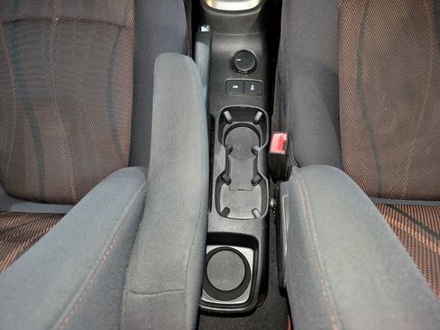 Used 2015 Chevrolet Sonic LT FWD image 36