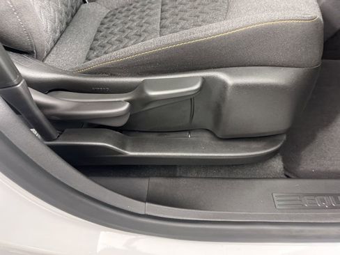 Certified 2024 Chevrolet Equinox LT image 7