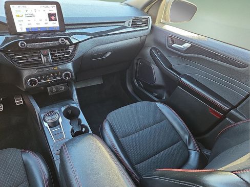 Certified 2024 Ford Escape ST-Line image 12