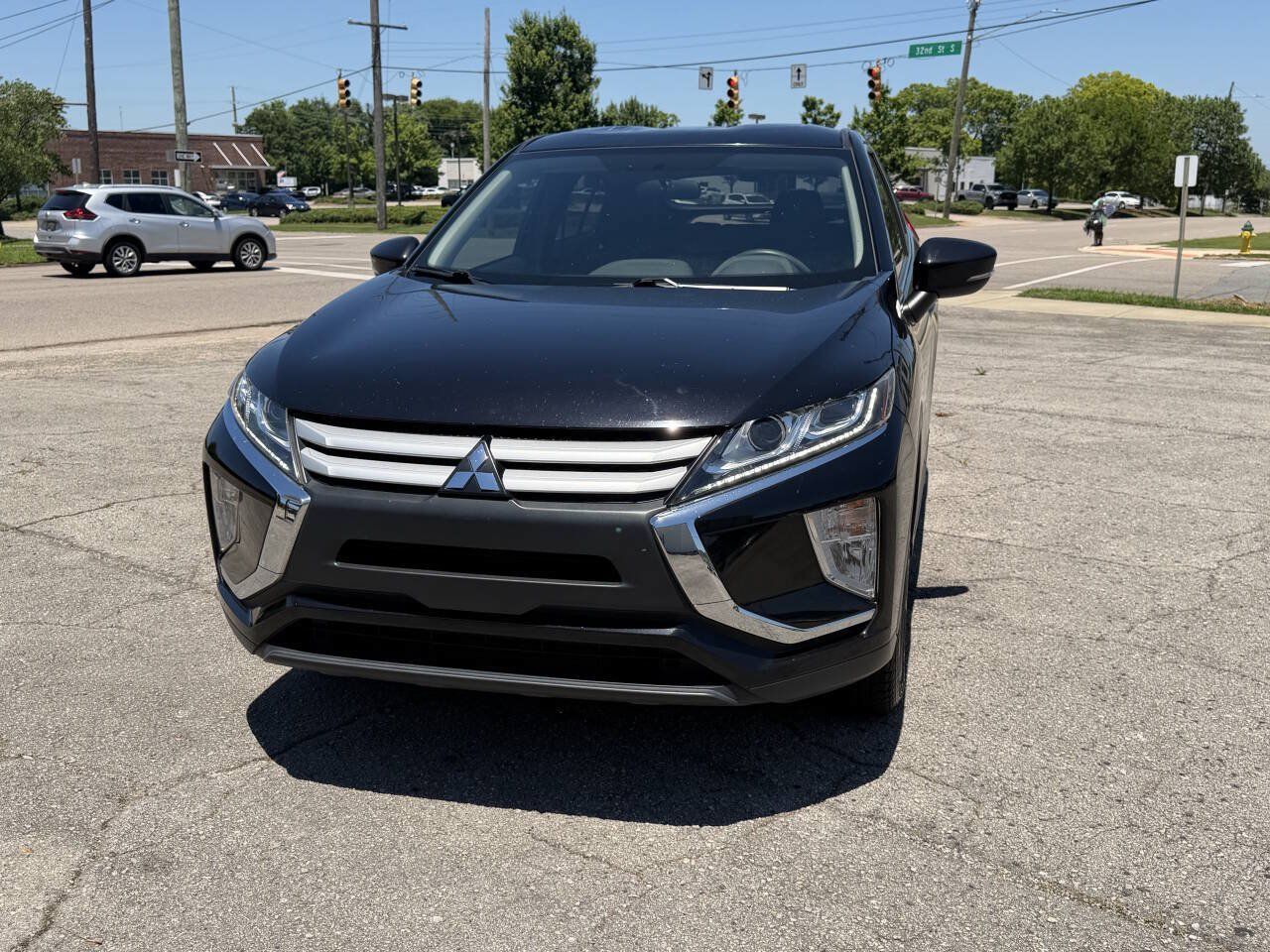 Used 2019 Mitsubishi Eclipse Cross ES AWD/4WD image 4