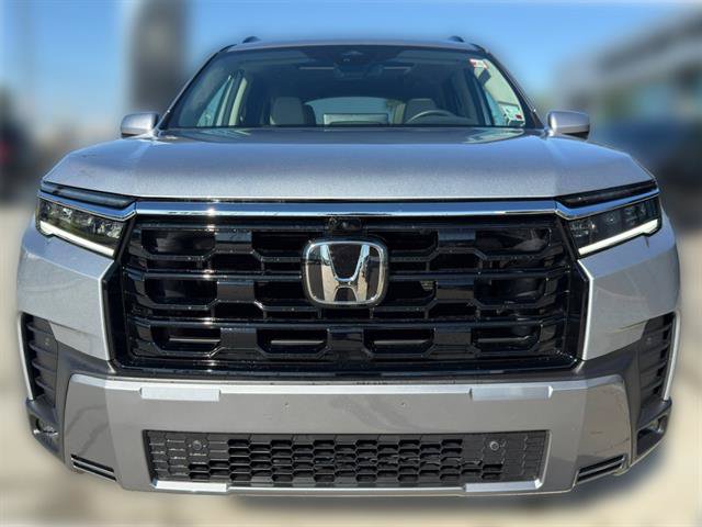 Used 2026 Honda Pilot Elite image 2