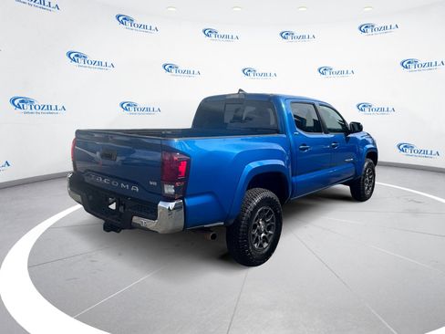 Used 2018 Toyota Tacoma SR5 RWD image 5