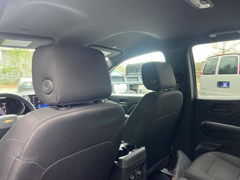 Certified 2023 Chevrolet Colorado W/T w/ Technology Package image 30