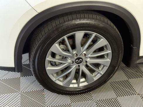 Used 2023 INFINITI QX50 Luxe AWD/4WD image 15