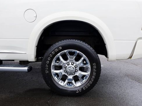 Used 2017 RAM 2500 Limited image 29