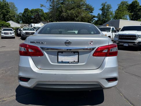 Used 2016 Nissan Sentra S FWD image 7