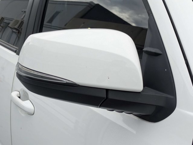 Used 2023 Toyota Tacoma SR5 w/ Technology Package RWD image 11