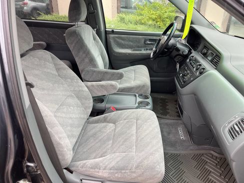 Used 2004 Honda Odyssey EX image 11