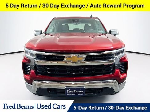 Used 2023 Chevrolet Silverado 1500 LT AWD/4WD image 3