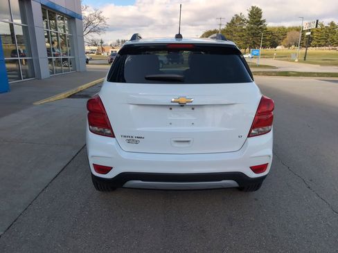 Used 2020 Chevrolet Trax LT w/ LT Convenience Package AWD/4WD image 7