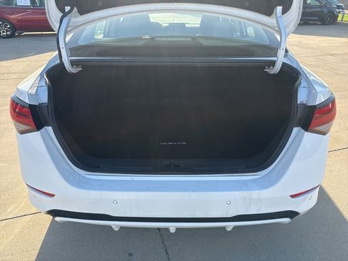 Used 2024 Nissan Sentra SV image 13